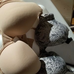 2 pack of Gilligan & O'Malley bras